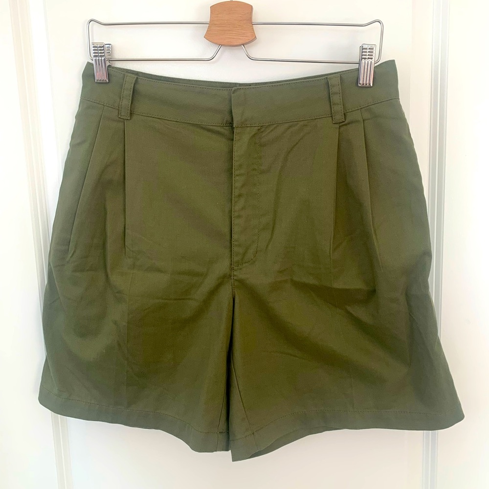 Olive Green High-Waist Pleated Shorts